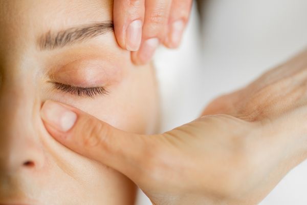 masaz twarzy (600 x 500 px) (2)